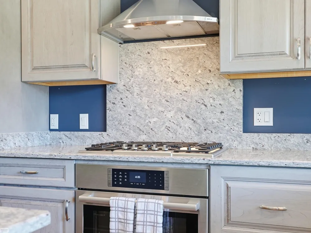 39734 Cove Street Harrison Charter Township, MI 48045