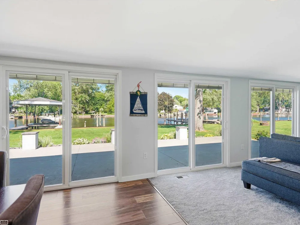 39734 Cove Street Harrison Charter Township, MI 48045
