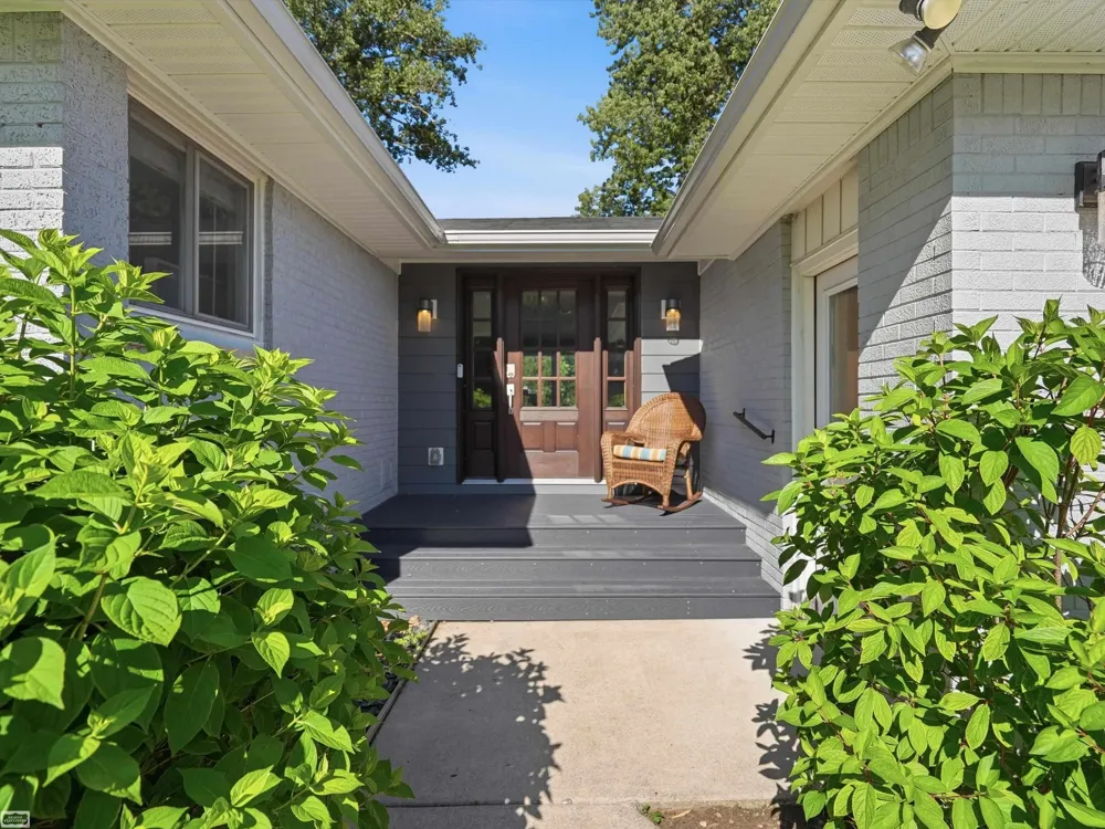 39734 Cove Street Harrison Charter Township, MI 48045