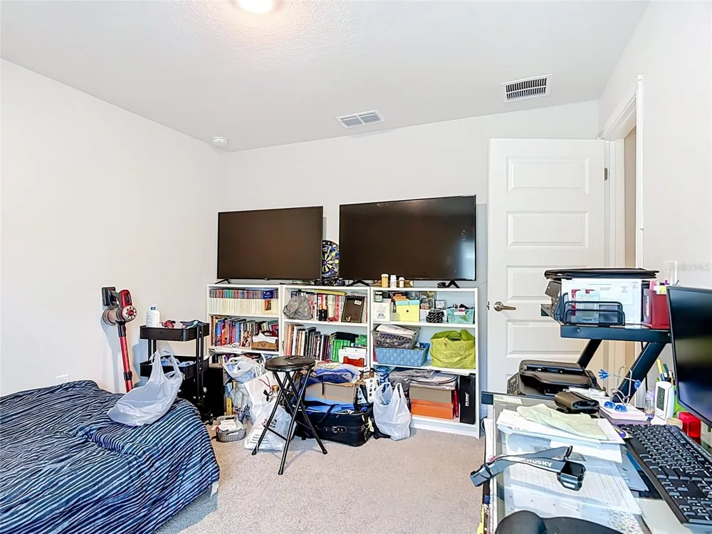 843 CHINOY ROAD Davenport, FL 33837
