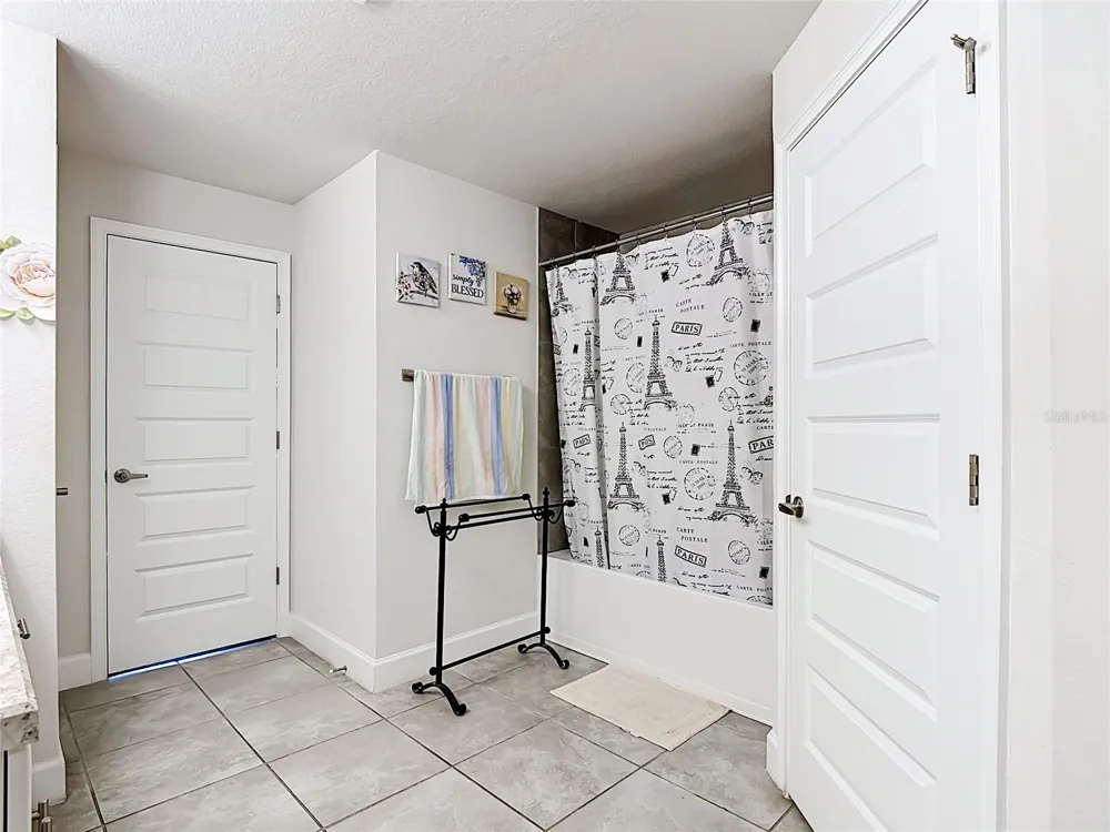 843 CHINOY ROAD Davenport, FL 33837
