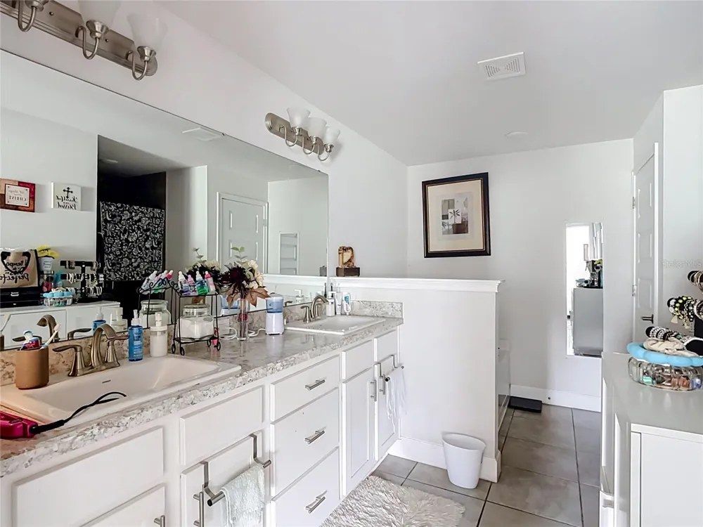 843 CHINOY ROAD Davenport, FL 33837