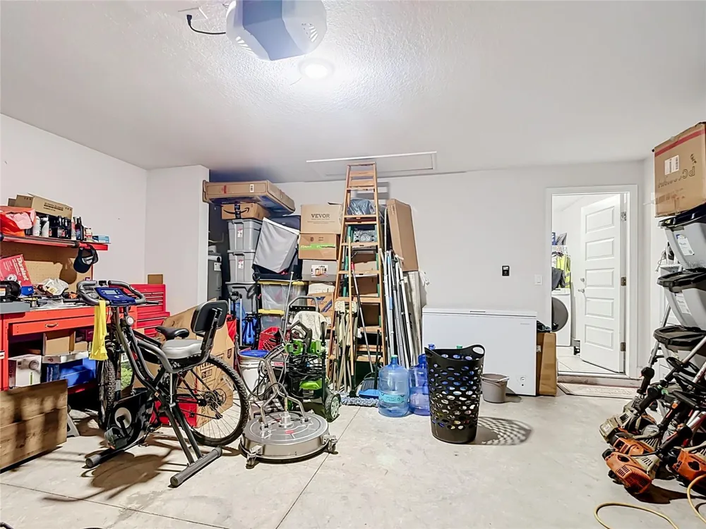 843 CHINOY ROAD Davenport, FL 33837