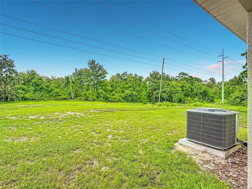 843 CHINOY ROAD Davenport, FL 33837