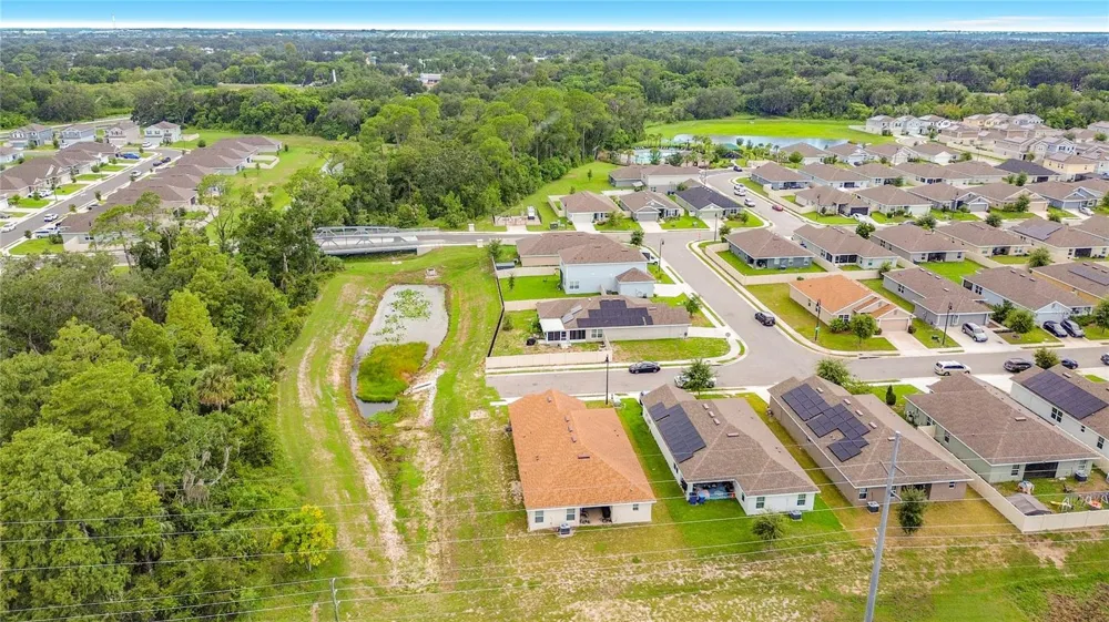 843 CHINOY ROAD Davenport, FL 33837