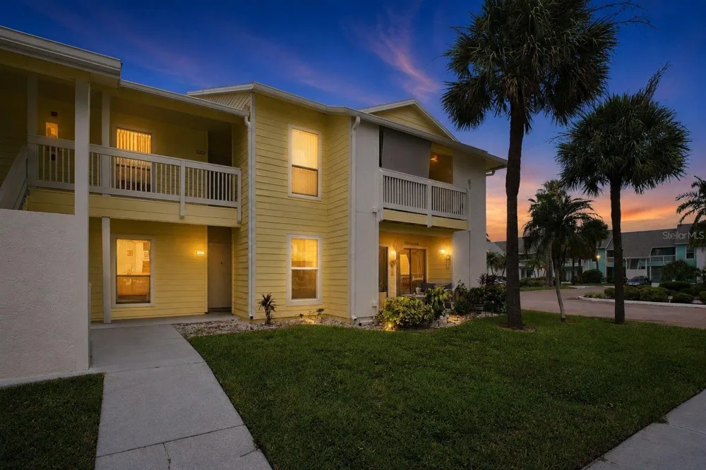 455 ALT 19 S #17 Palm Harbor, FL 34683