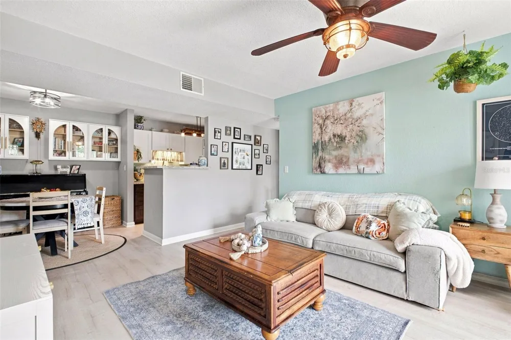455 ALT 19 S #17 Palm Harbor, FL 34683