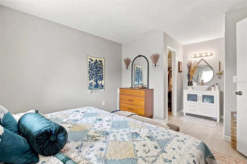 455 ALT 19 S #17 Palm Harbor, FL 34683