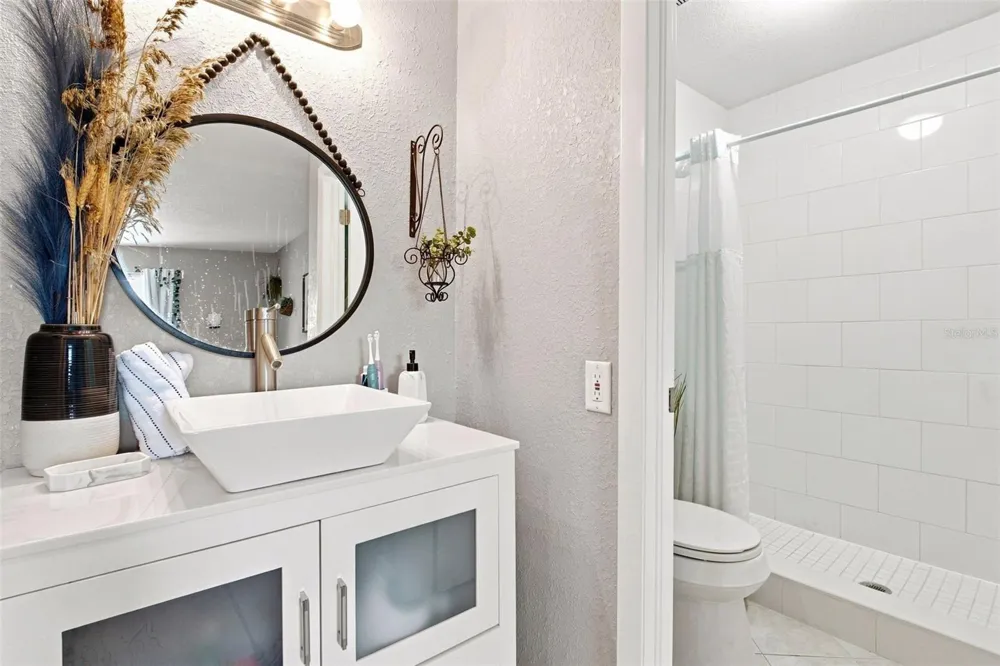 455 ALT 19 S #17 Palm Harbor, FL 34683