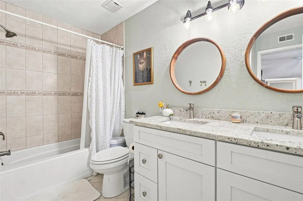 455 ALT 19 S #17 Palm Harbor, FL 34683