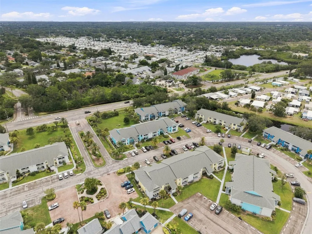 455 ALT 19 S #17 Palm Harbor, FL 34683