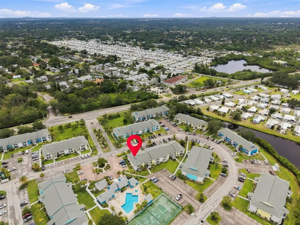 455 ALT 19 S #17 Palm Harbor, FL 34683