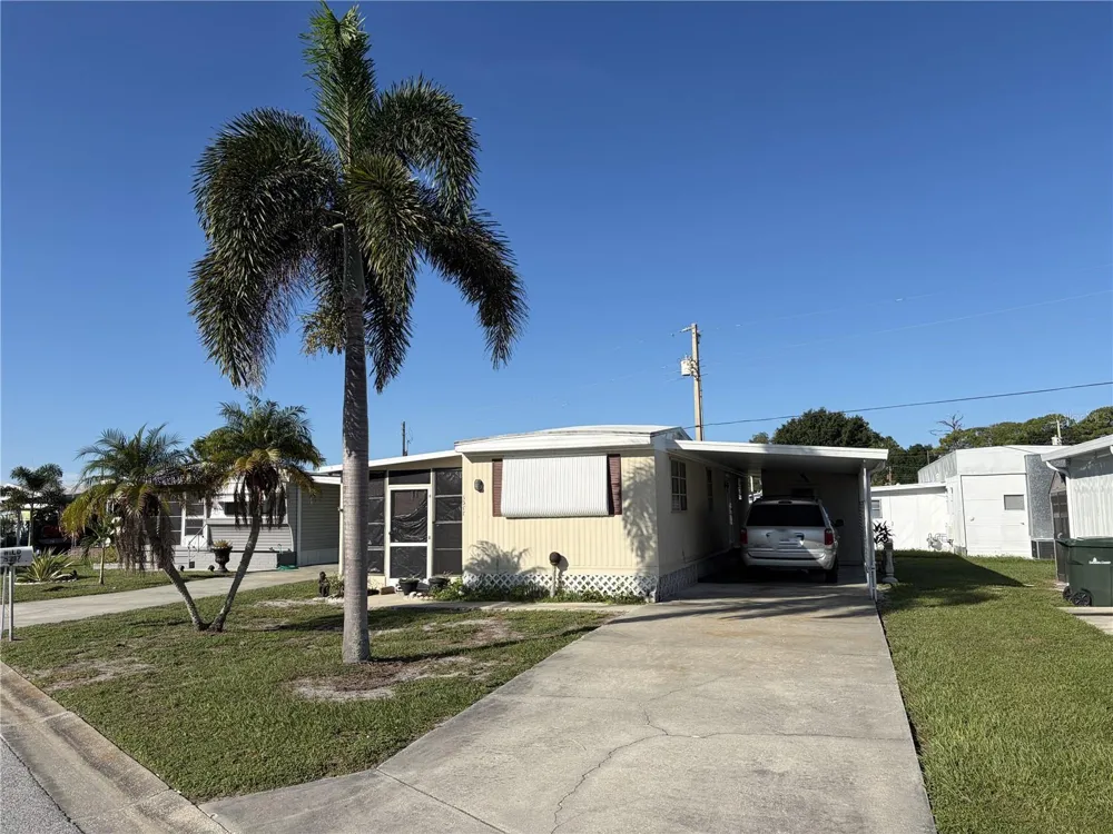 5317 OAKLAND HILLS AVENUE Sarasota, FL 34234