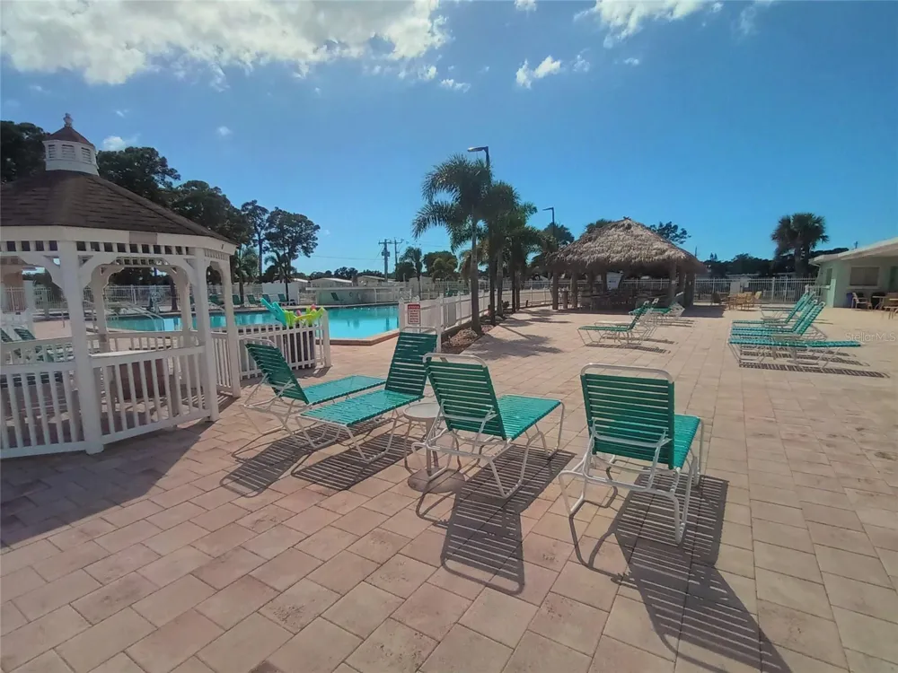 5317 OAKLAND HILLS AVENUE Sarasota, FL 34234