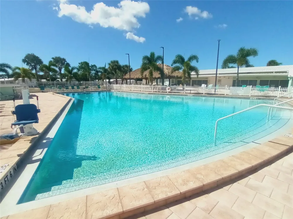 5317 OAKLAND HILLS AVENUE Sarasota, FL 34234