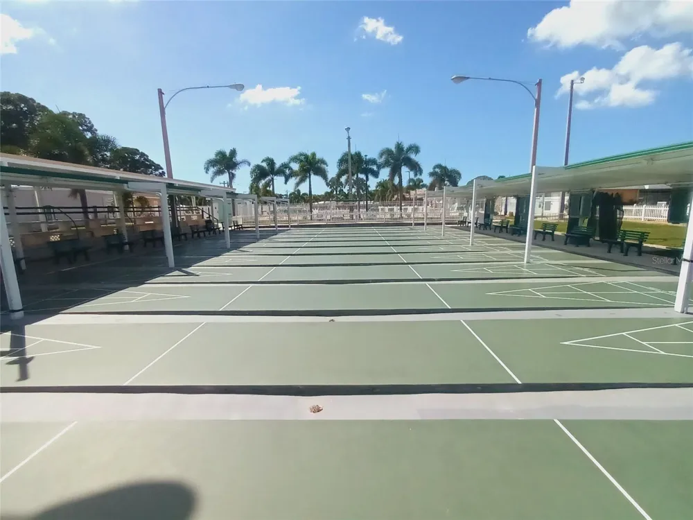 5317 OAKLAND HILLS AVENUE Sarasota, FL 34234
