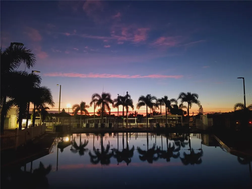 5317 OAKLAND HILLS AVENUE Sarasota, FL 34234