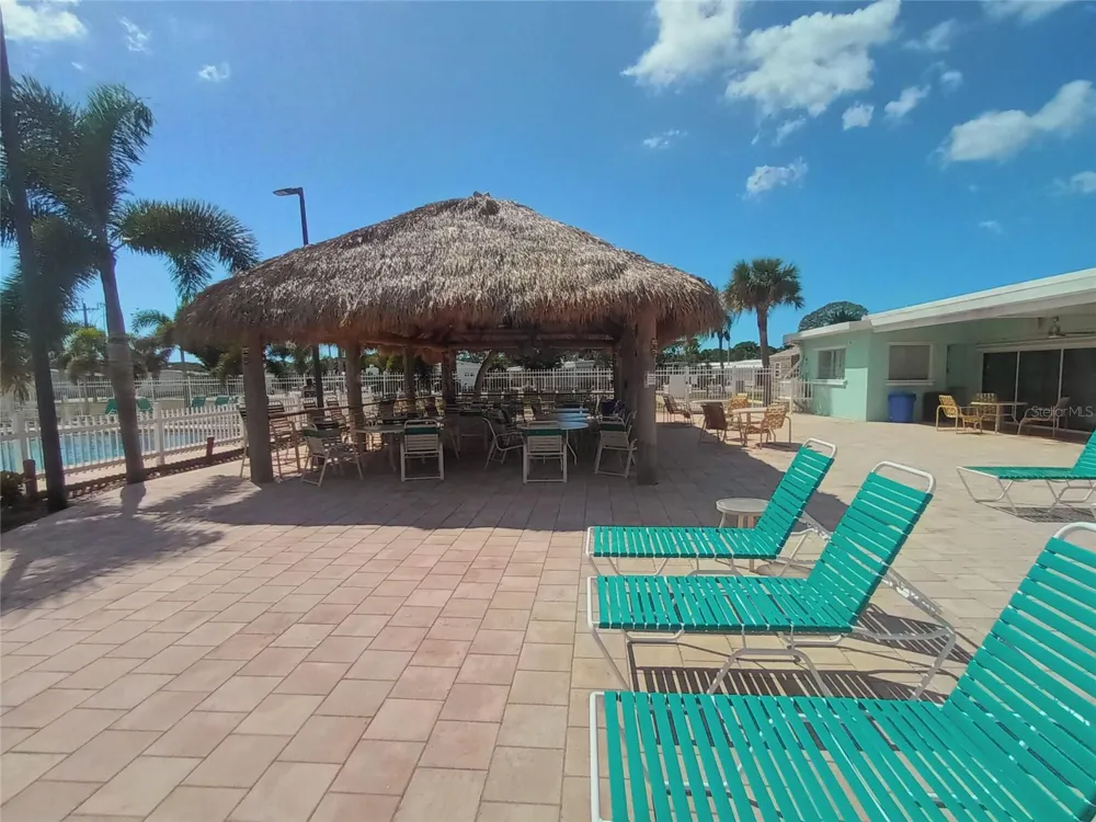 5317 OAKLAND HILLS AVENUE Sarasota, FL 34234