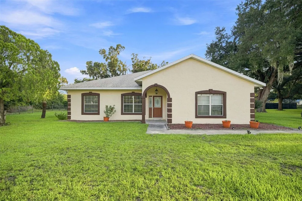 1050 NE 165TH STREET Citra, FL 32113
