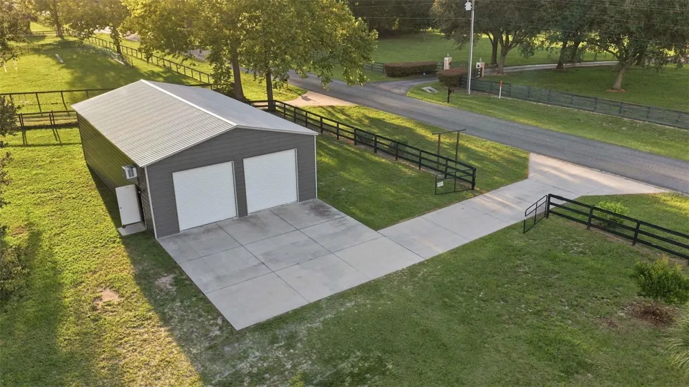 1050 NE 165TH STREET Citra, FL 32113