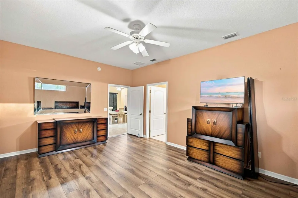 1050 NE 165TH STREET Citra, FL 32113