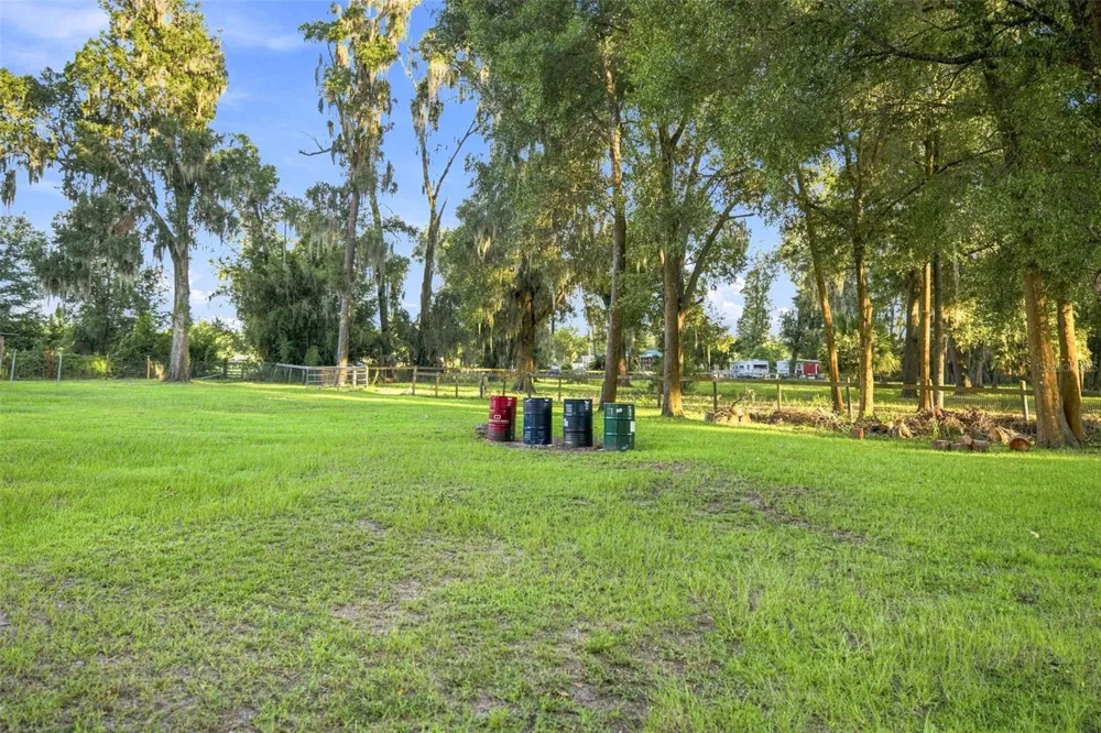 1050 NE 165TH STREET Citra, FL 32113