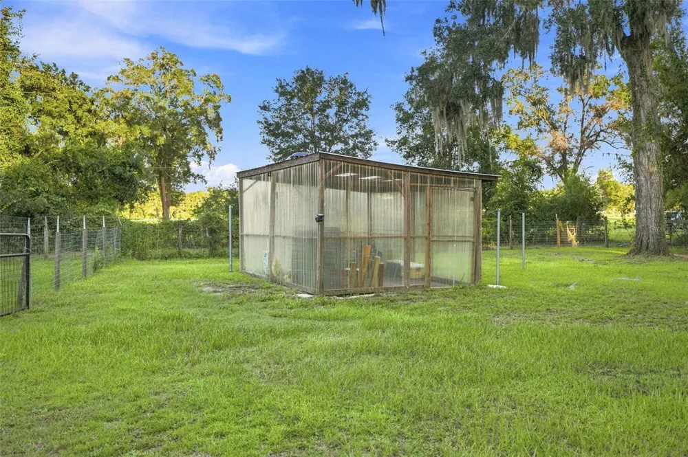 1050 NE 165TH STREET Citra, FL 32113