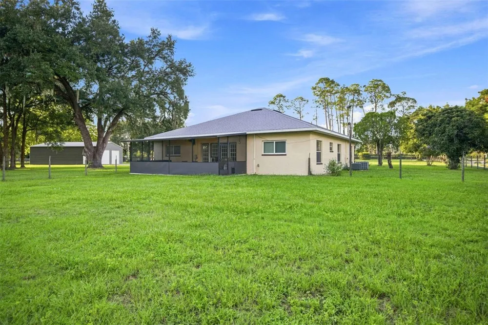 1050 NE 165TH STREET Citra, FL 32113