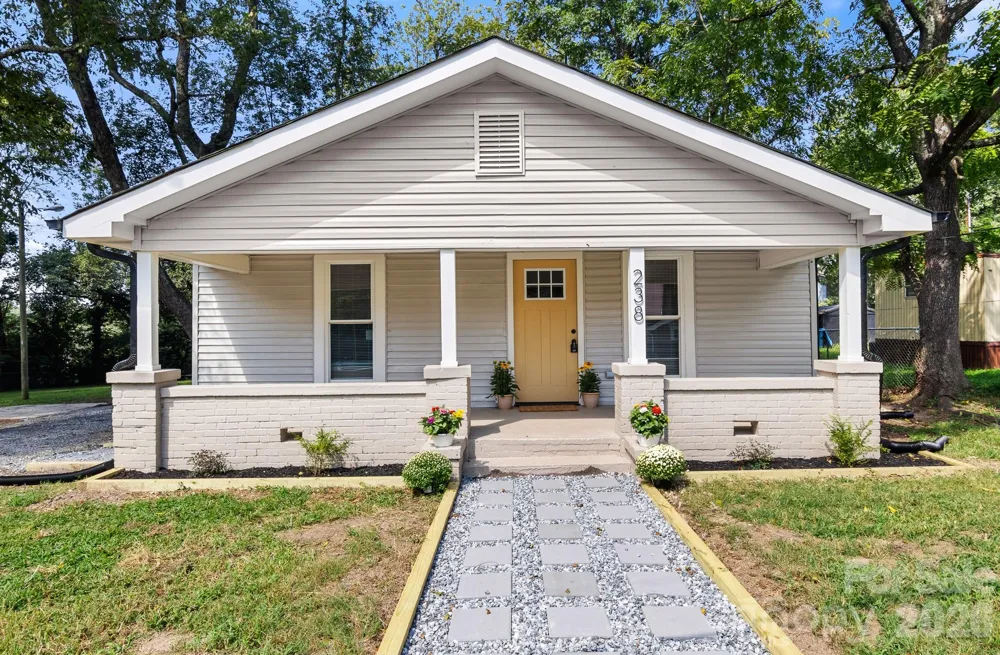 238 37th Street SW Hickory, NC 28602