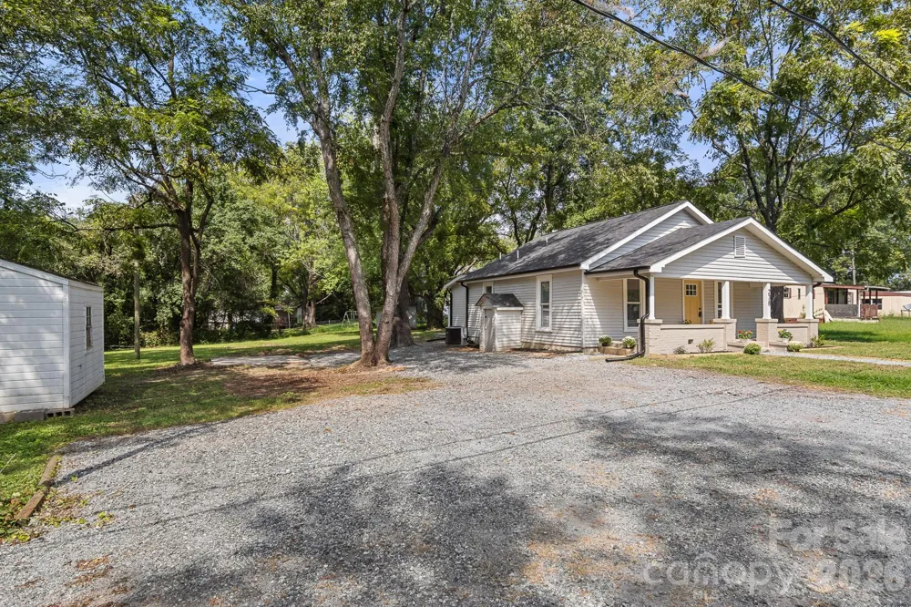 238 37th Street SW Hickory, NC 28602
