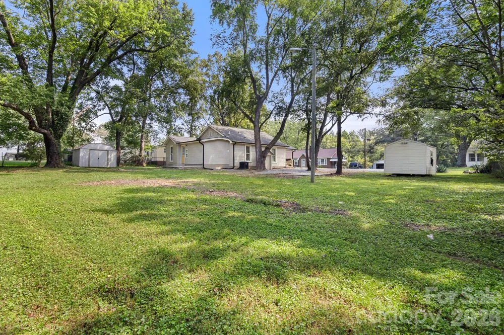 238 37th Street SW Hickory, NC 28602