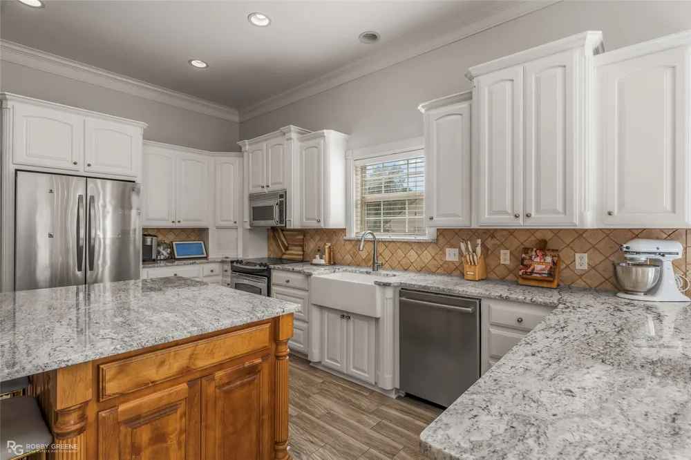 552 Bob White Lane Benton, LA 71006