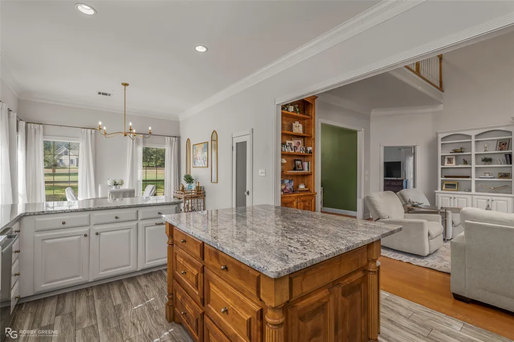 552 Bob White Lane Benton, LA 71006