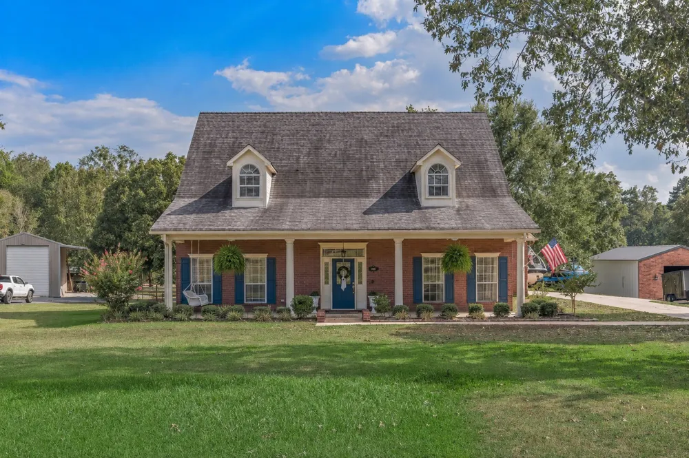 552 Bob White Lane Benton, LA 71006