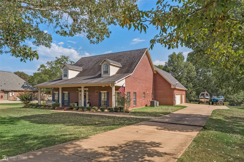 552 Bob White Lane Benton, LA 71006