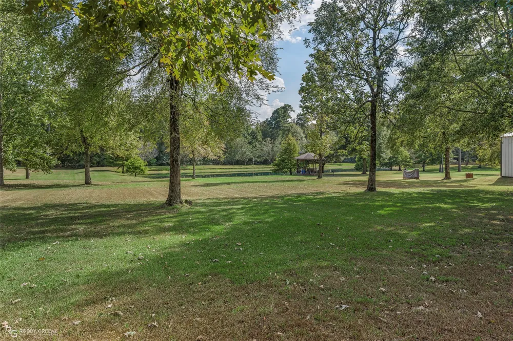 552 Bob White Lane Benton, LA 71006