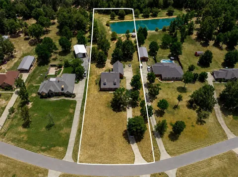 552 Bob White Lane
