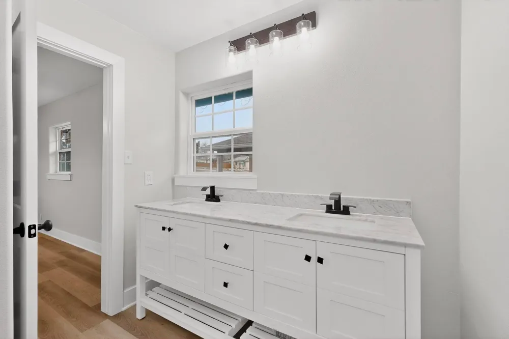 5313 Libbey Avenue Fort Worth, TX 76107