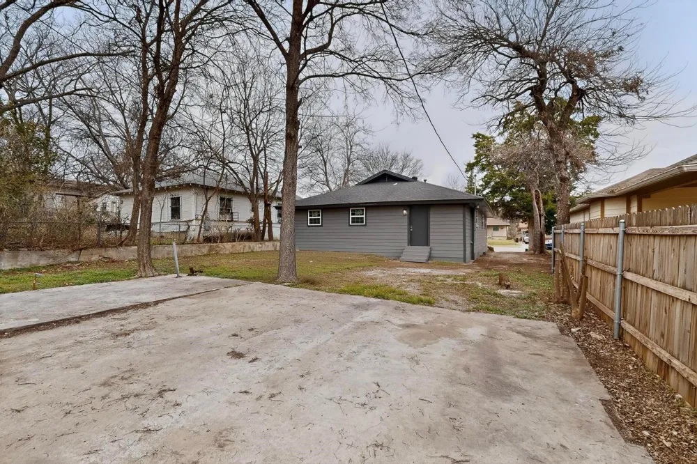 5313 Libbey Avenue Fort Worth, TX 76107