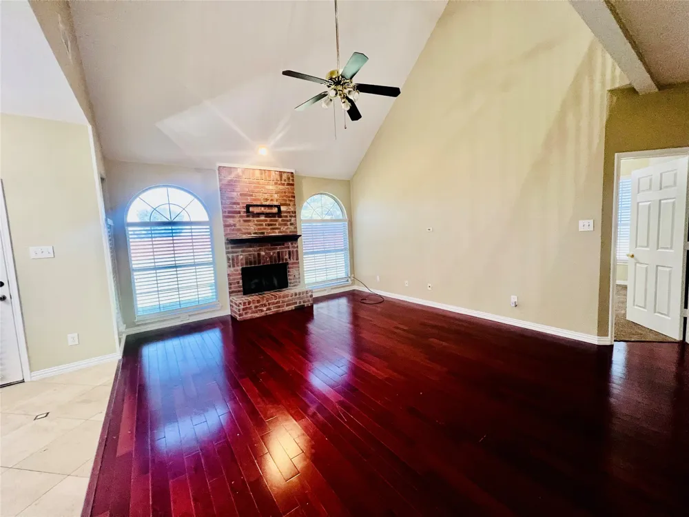 1206 Mill Spring Drive Garland, TX 75040
