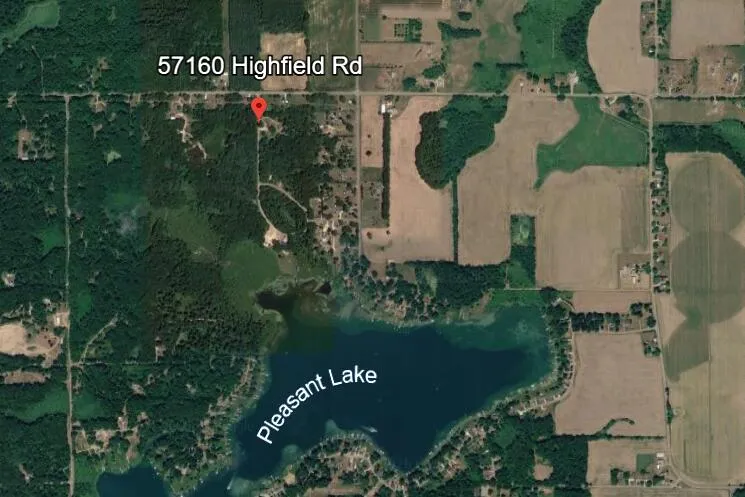 57160 Highfield Road Three Rivers, MI 49093