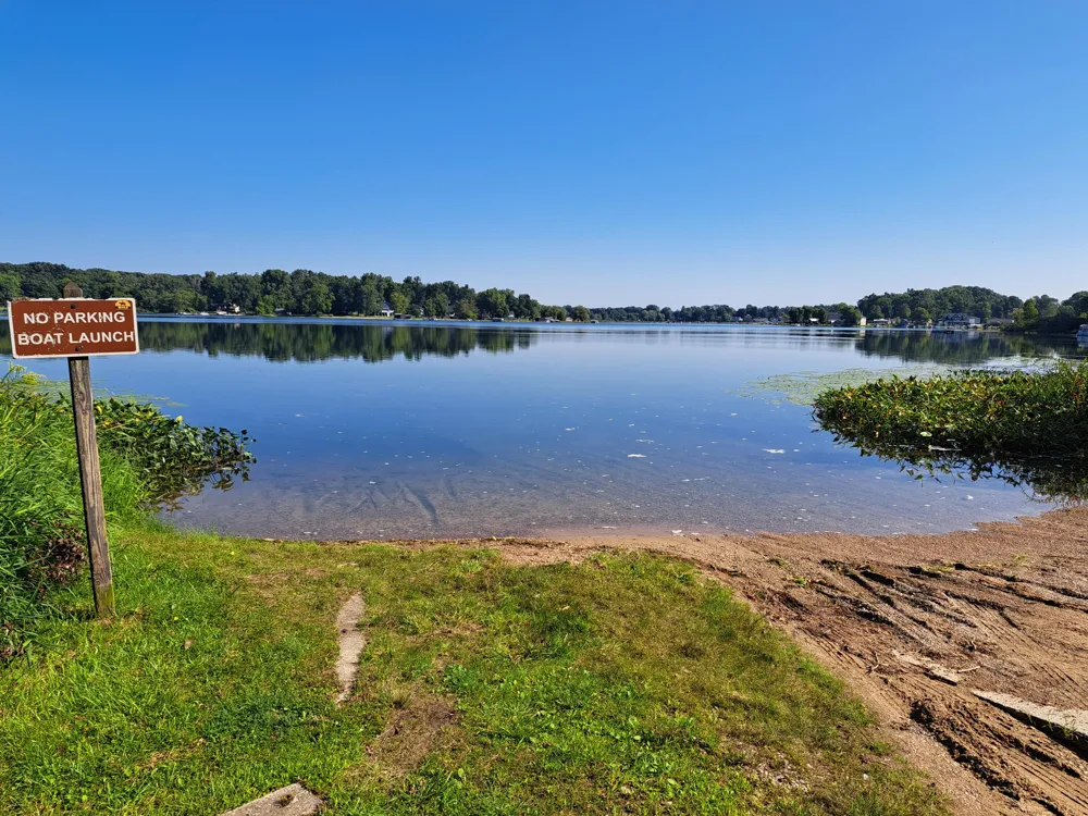 57160 Highfield Road Three Rivers, MI 49093