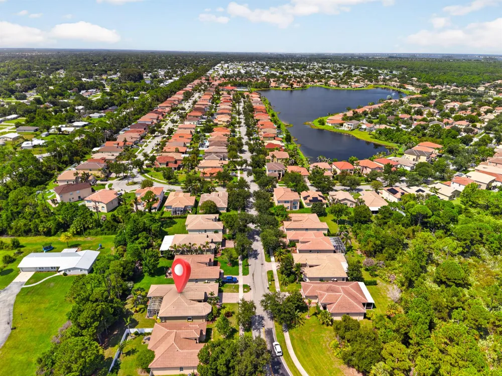 5423 PLACE LAKE DRIVE Fort Pierce, FL 34951
