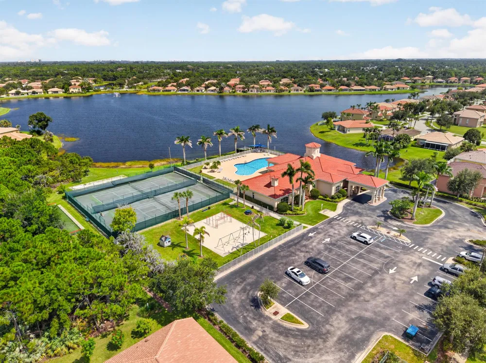 5423 PLACE LAKE DRIVE Fort Pierce, FL 34951