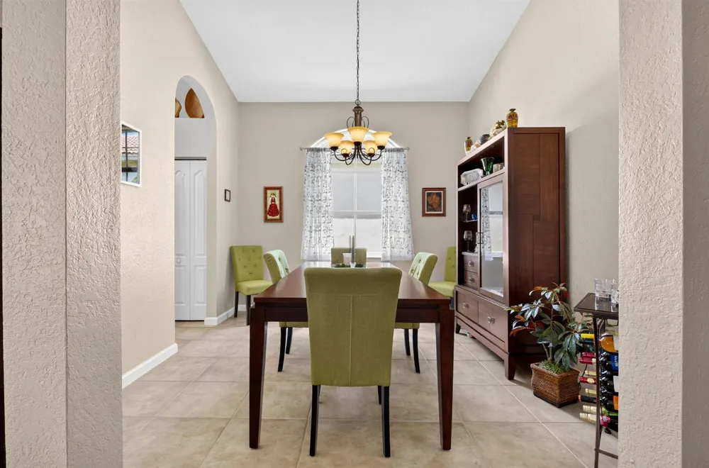 5423 PLACE LAKE DRIVE Fort Pierce, FL 34951