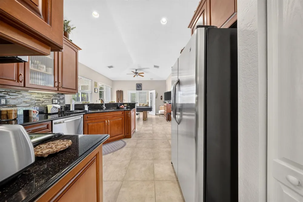 5423 PLACE LAKE DRIVE Fort Pierce, FL 34951