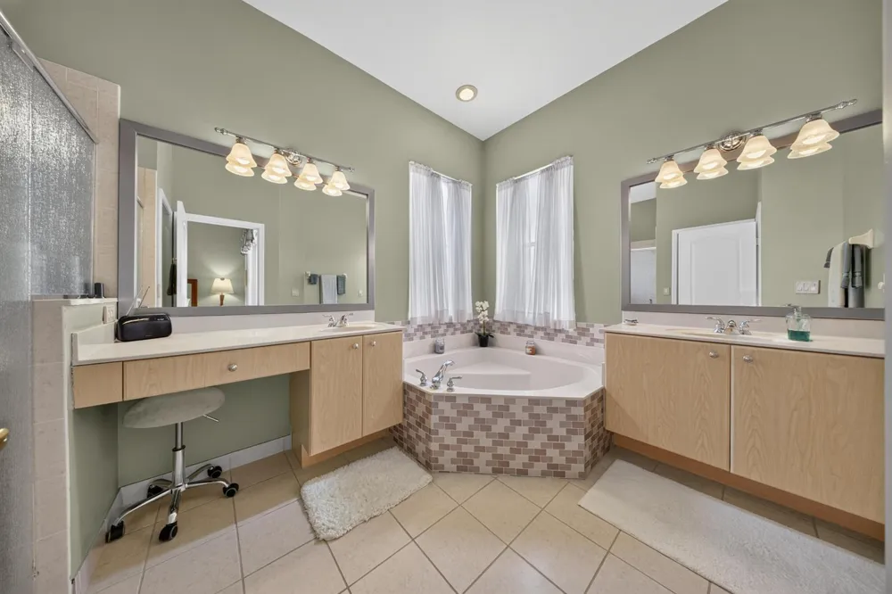 5423 PLACE LAKE DRIVE Fort Pierce, FL 34951