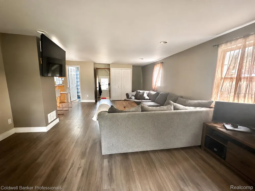 147 Myron Street Ortonville Village, MI 48462