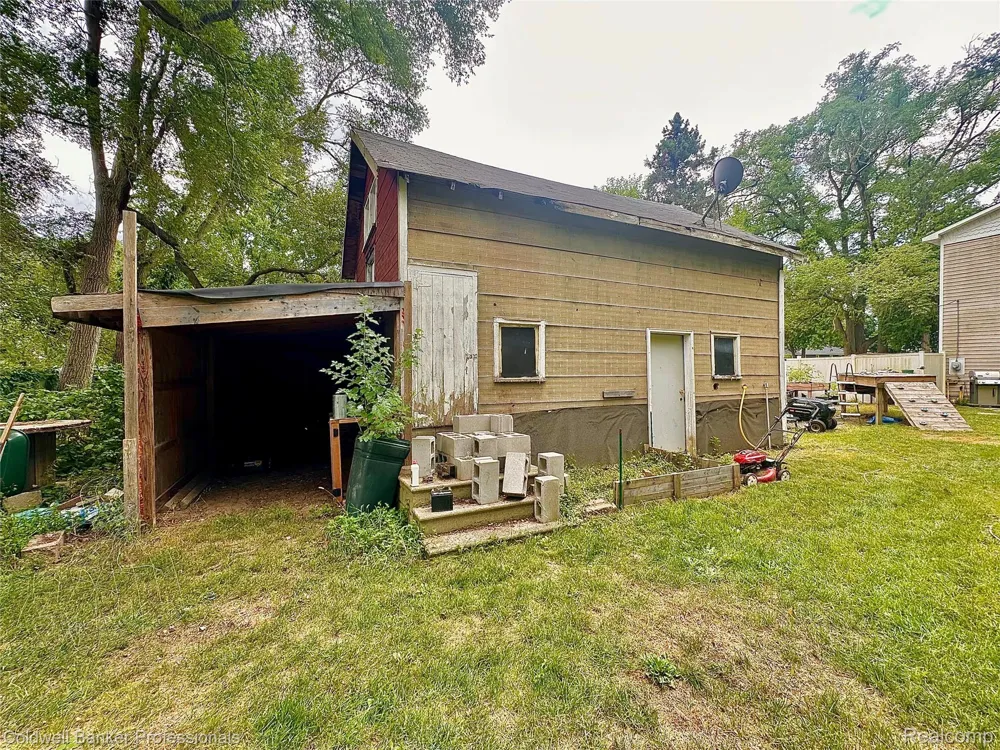 147 Myron Street Ortonville Village, MI 48462