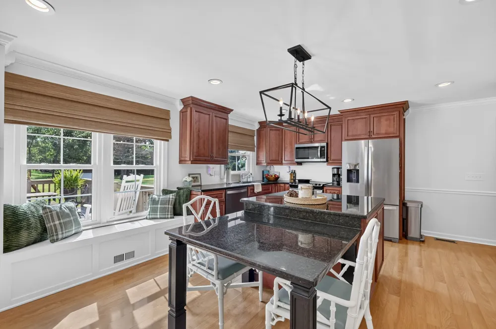 1305 Chickasaw Dr Brentwood, TN 37027
